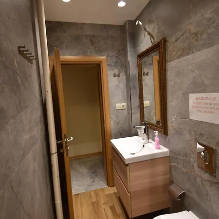 Grand Hight Tech Apartment *
